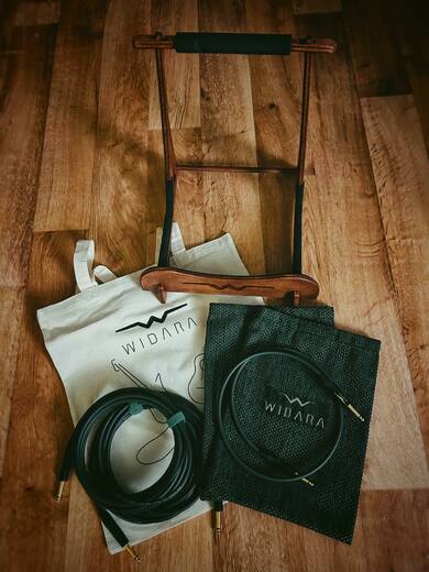 kabely stojanek norbi